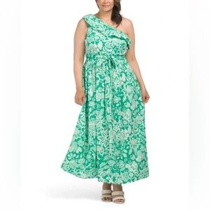 MAISON TARA | Plus Ghost Crepe Dress